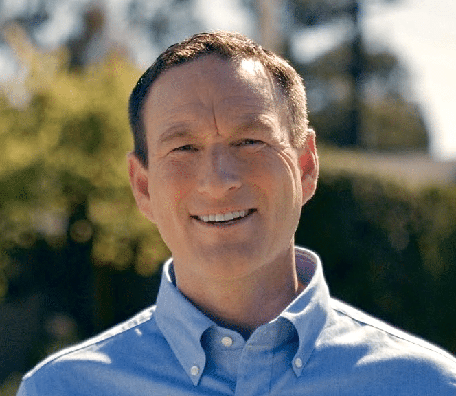 Headshot of Josh Fryday